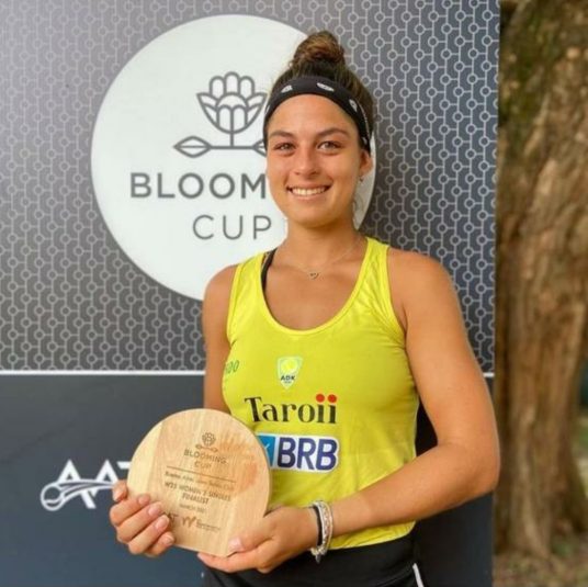 CAROL MELIGENI CONQUISTA VICE CAMPEONATO NO ITF DE BUENOS AIRES