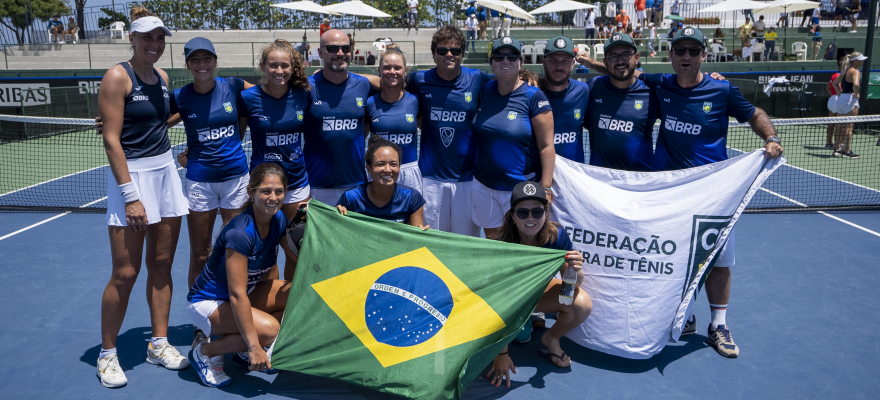 Com paulistas na equipe, Brasil se classifica para os playoffs da Billie Jean King Cup