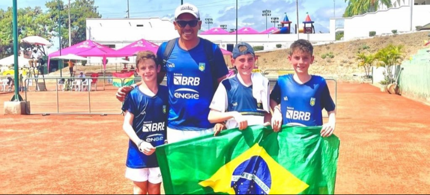 Brasil estreia com vitória no Sul-Americano 12 anos