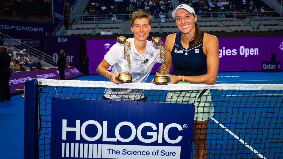Luísa Stefani é campeã do WTA 1000 de Doha Luísa Stefani é campeã do WTA 1000 de Doha