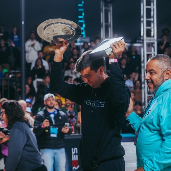 Allan Oliveira ganha homenagem de fair play por atitude esportiva após semifinal no Sand Series de São Paulo Allan Oliveira ganha homenagem de fair play por atitude esportiva após semifinal no Sand Series de São Paulo