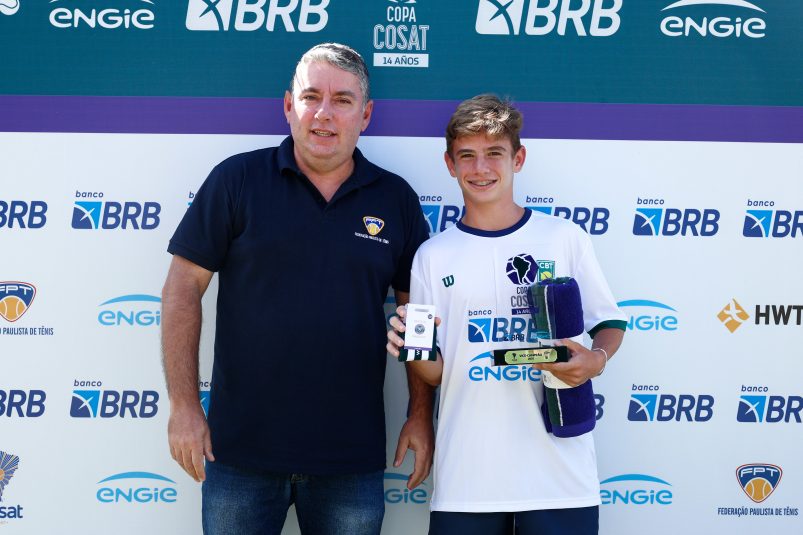 Paulista Miguel Ferraz é vice-campeão da Copa COSAT 14 anos