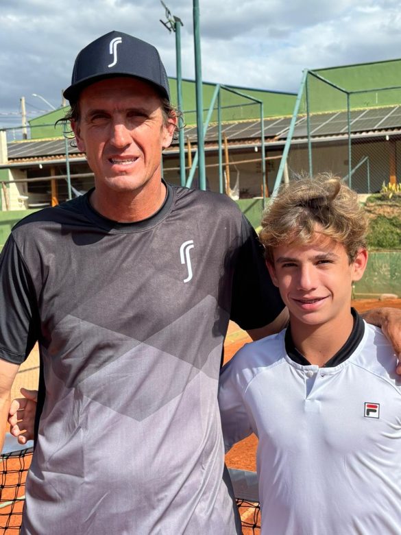 Paulista Miguel Ferraz disputa torneio internacional em Wimbledon