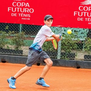 Copa Futuro reúne elite juvenil de 7 estados em Santos