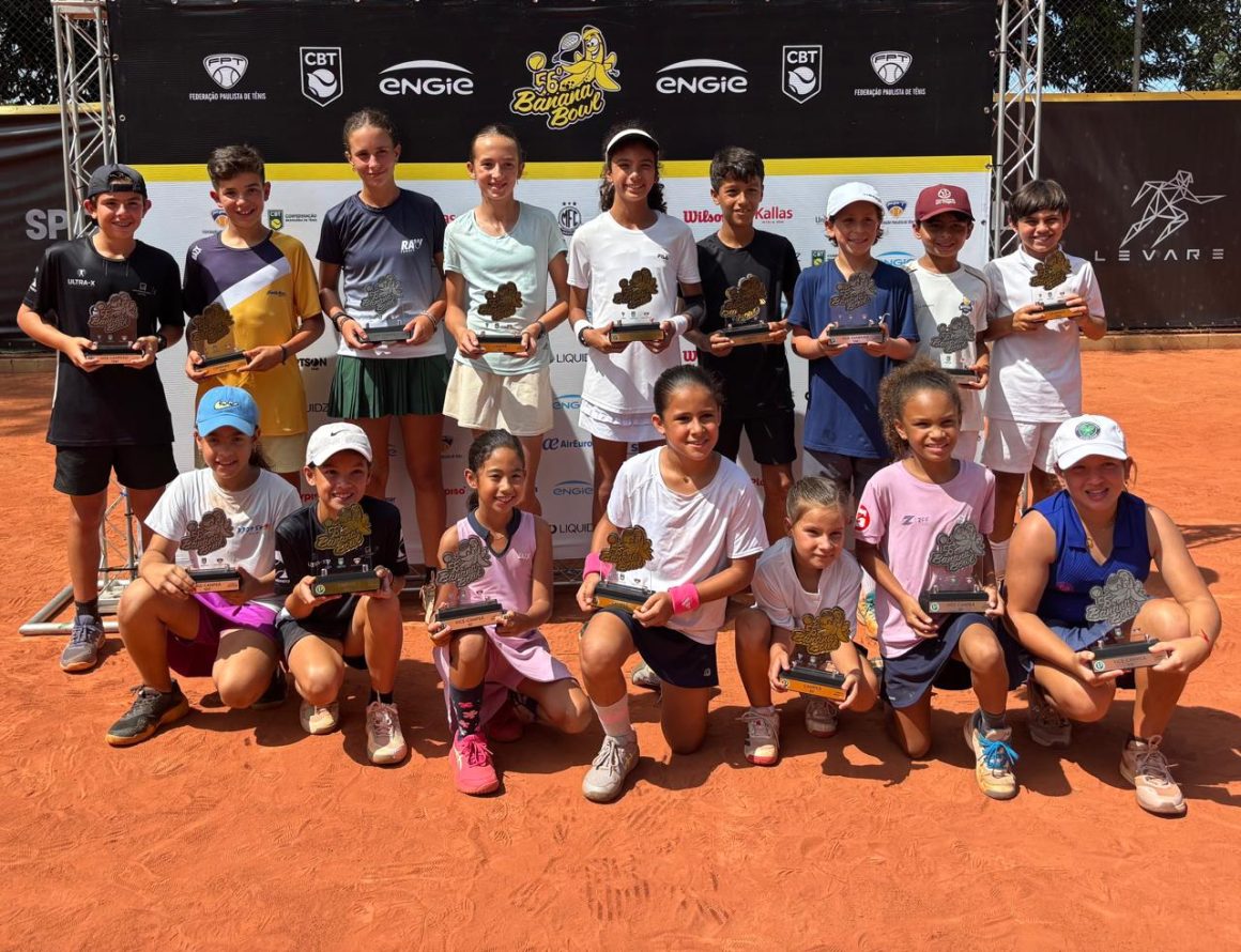 Tenistas de oito estados conquistam títulos dos 12 anos e Tennis Kids no Banana Bowl